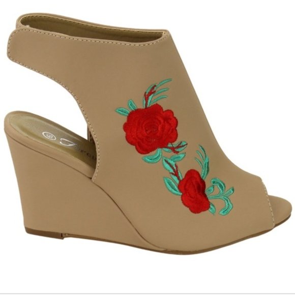 BNIB Rose Decor Embellished Wedge Peep Toe - Picture 2 of 8